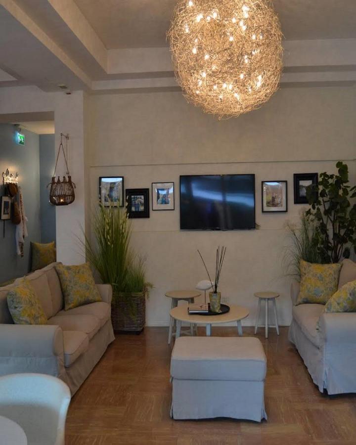 Hotel Mon Pays Riccione Exterior foto