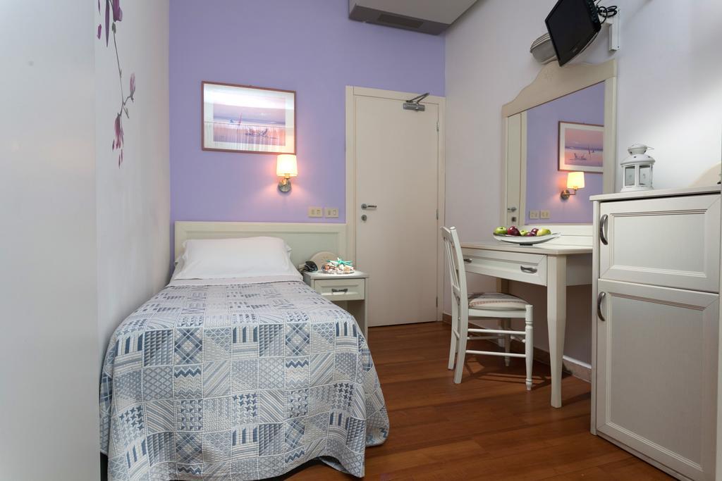 Hotel Mon Pays Riccione Zimmer foto